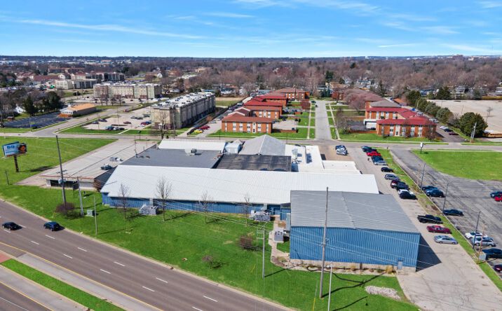 Pictures of Special Purpose property located at 904 Four Seasons Rd., Bloomington, IL 61701 for sales - image #1