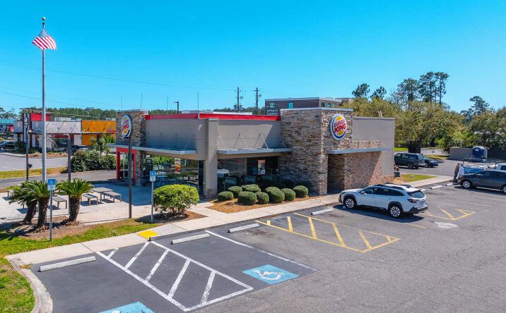 Pictures of Retail property located at 1162 Boone St, Kingsland, GA 31548 for sales - image #1
