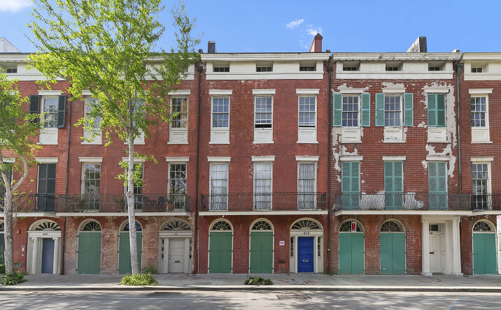 Pictures of Mixed Use property located at 612 Julia St, New Orleans, LA 70130 for sales - image #1
