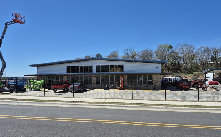 Pictures of Retail property located at 101 Airway Dr, Hot Springs, AR 71913 for sales - image #1