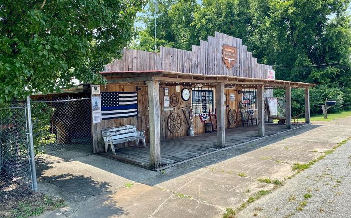 Pictures of Retail, Office property located at 8059 Florence Avenue, Virgilina, VA 24598 for sales - image #1