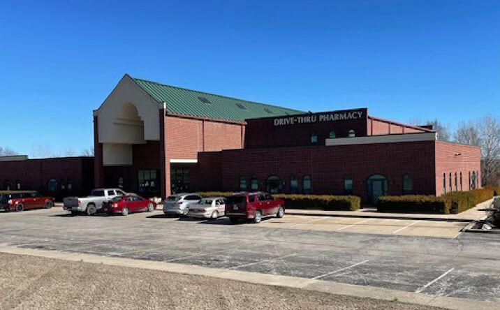 Pictures of Office, Retail, Special Purpose property located at 1330 Commercial St, Warsaw, MO 65355 for sales - image #1