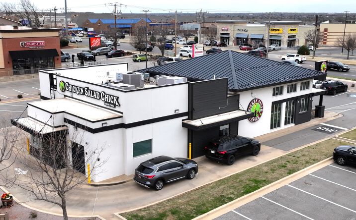 Pictures of Retail property located at 14215 N Pennsylvania Ave, Oklahoma City, OK 73134 for sales - image #1
