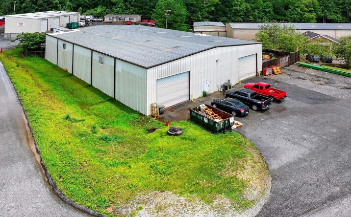 Pictures of Industrial property located at 459 Cadillac Pkwy, Dallas, GA 30157 for sales - image #1