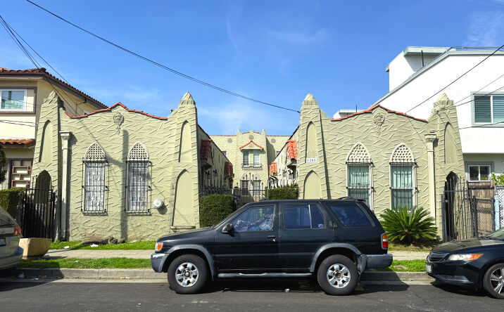 Pictures of Multifamily property located at 1205 S Mariposa Ave, Los Angeles, CA 90006 for sales - image #1