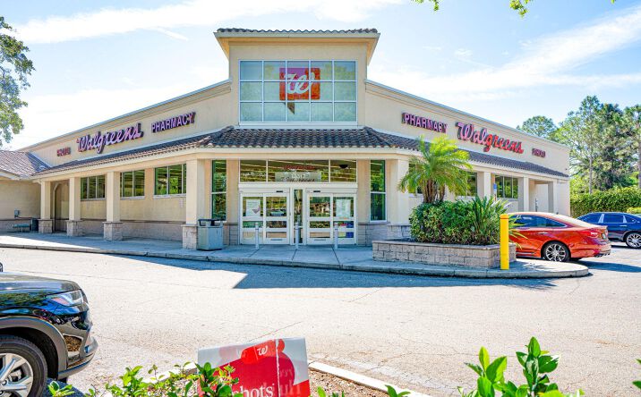Pictures of Retail property located at 13317 N Blvd, Tampa, FL 33612 for sales - image #1
