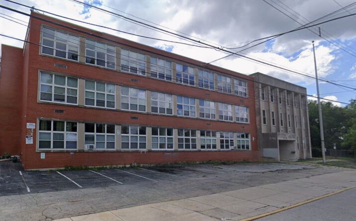 Pictures of Office property located at Stratford Avenue, Cincinnati, OH 45219 for sales - image #1