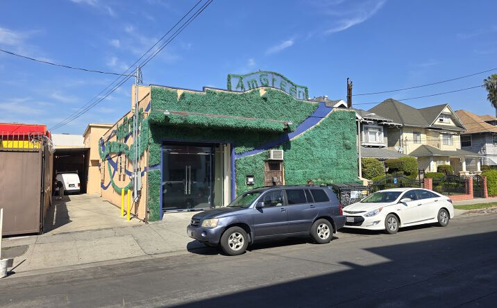 Pictures of Industrial property located at 1451-1453 Malvern Ave, Los Angeles, CA 90006 for sales - image #1