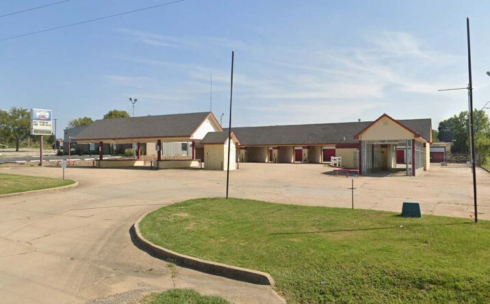 Pictures of Retail, Industrial property located at 5608 S Zero St, Fort Smith, AR 72903 for sales - image #1