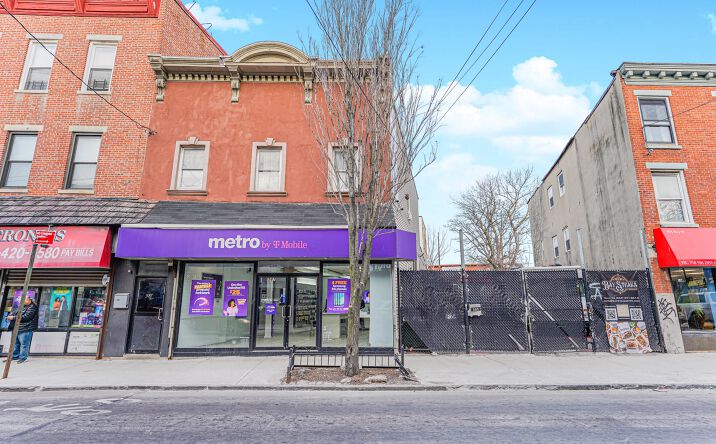 Pictures of Mixed Use, Retail property located at 587 Bay Street, Staten Island, NY 10304 for sales - image #1