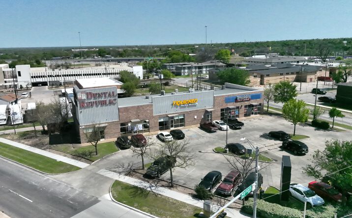 Pictures of Retail property located at 610 E Jefferson Blvd, Dallas, TX 75203 for sales - image #1