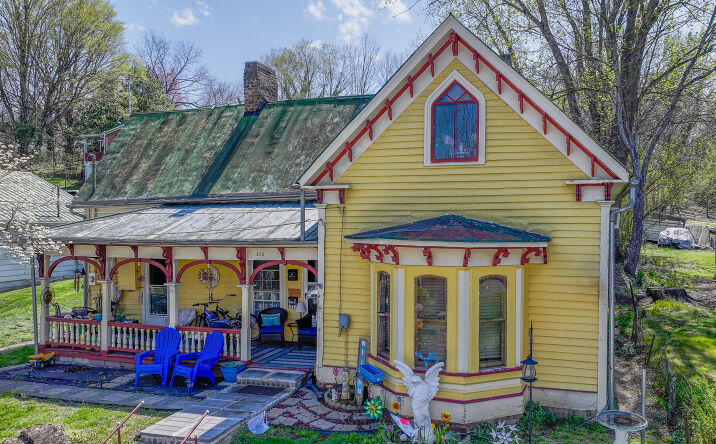 Pictures of Multifamily property located at 213 West Woodrow Avenue, Jonesborough, TN 37659 for sales - image #1
