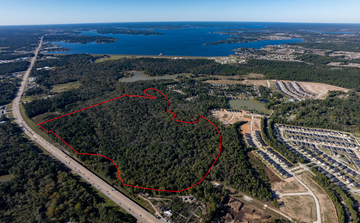 Pictures of Land property located at Hwy 105 W, Conroe, TX 77304 for sales - image #1