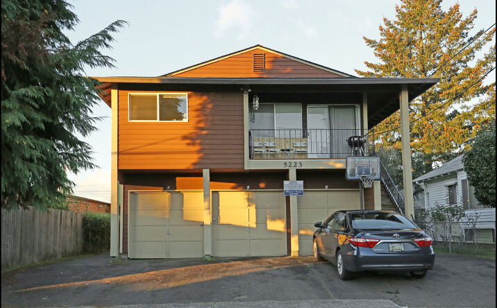Pictures of Multifamily property located at 5223 SE Lafayette St, Portland, OR 97206 for sales - image #1