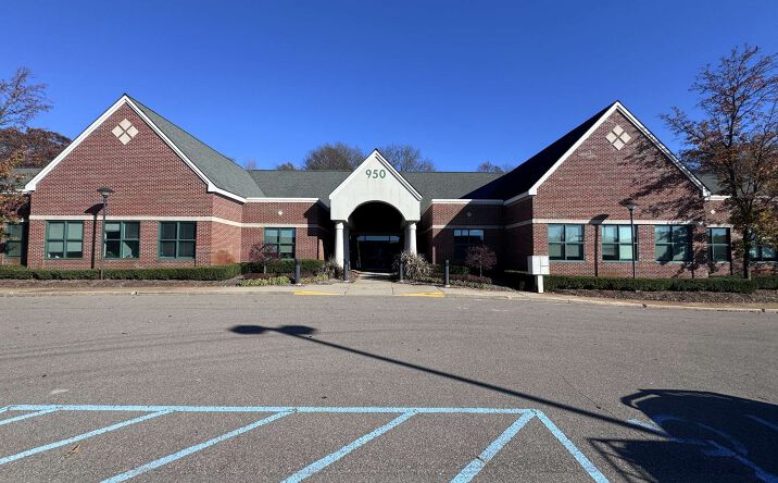 Pictures of Office property located at 950 Corporate Office Dr, Milford, MI 48381 for sales - image #1