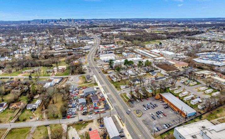 Pictures of Industrial, Land, Office, Retail property located at 2524 Dickerson Pike, Nashville, TN 37207 for sales - image #1
