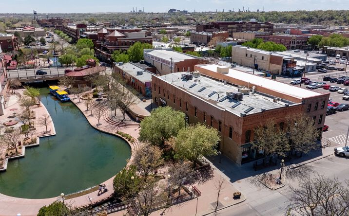 Pictures of Retail, Office, Industrial, Mixed Use property located at 102 S Victoria Ave, Pueblo, CO 81003 for sales - image #1