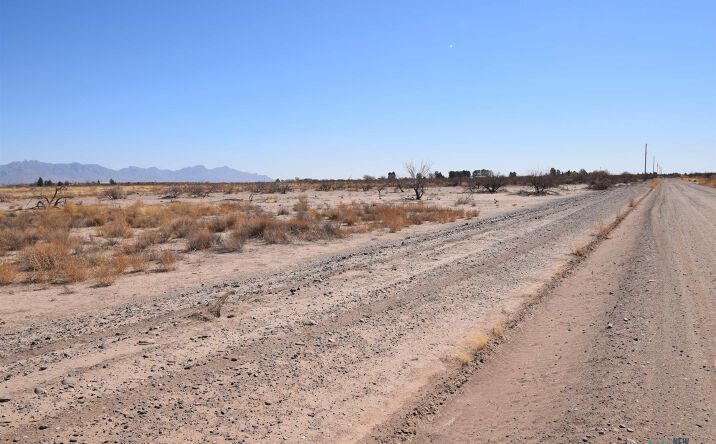 Pictures of Land property located at Bessie Drive Lot 2, Deming, NM 88030 for sales - image #1