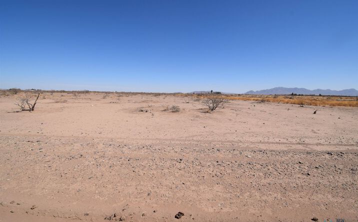 Pictures of Land property located at Bessie Drive Lot 5, Deming, NM 88030 for sales - image #1