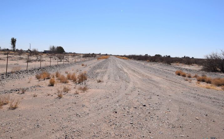 Pictures of Land property located at Bessie Drive Lot 9, Deming, NM 88030 for sales - image #1