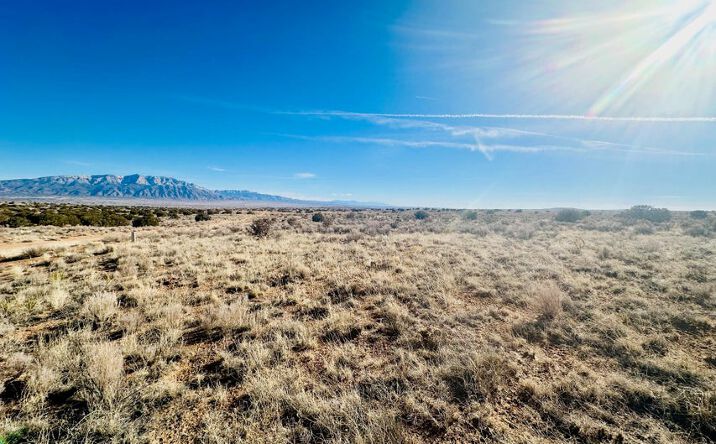 Pictures of Land property located at 5209 Hummell Rd NE, Rio Rancho, NM 87144 for sales - image #1