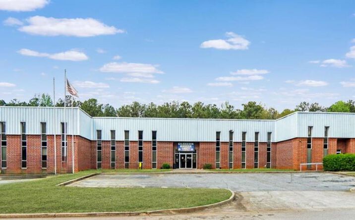 Pictures of Office property located at 1560 Commercial Court, Jonesboro, GA 30238 for sales - image #1