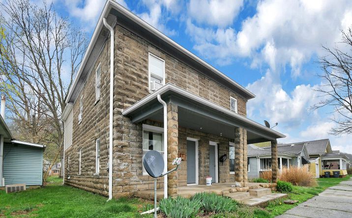 Pictures of Multifamily property located at 820 Poplar Street #820/822, Nelsonville, OH 45764 for sales - image #1