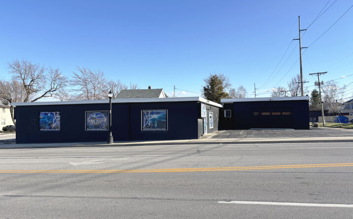 Pictures of Retail property located at 301 W State Blvd, Fort Wayne, IN 46808 for sales - image #1
