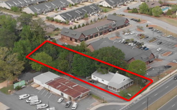 Pictures of Mixed Use, Office, Retail property located at 1319 opelika road, Auburn, AL null for sales - image #1