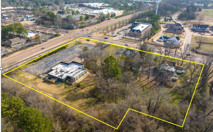 Pictures of Land property located at 3187 Forest Hill Irene Rd, Germantown, TN 38138 for sales - image #1