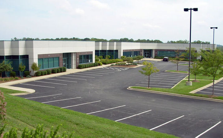 Pictures of Office property located at 11857-11867 Commonwealth Drive, LOUISVILLE, KY 40299 for sales - image #1