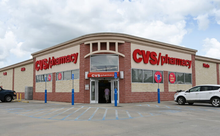 Pictures of Retail property located at 1204 Elton Rd, Jennings, LA 70546 for sales - image #1