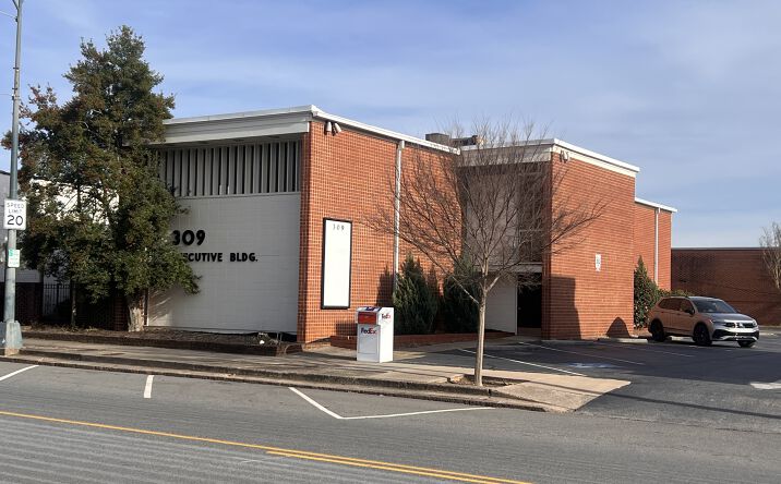 Pictures of Mixed Use, Office property located at 309 N Main St, Salisbury, NC 28144 for sales - image #1