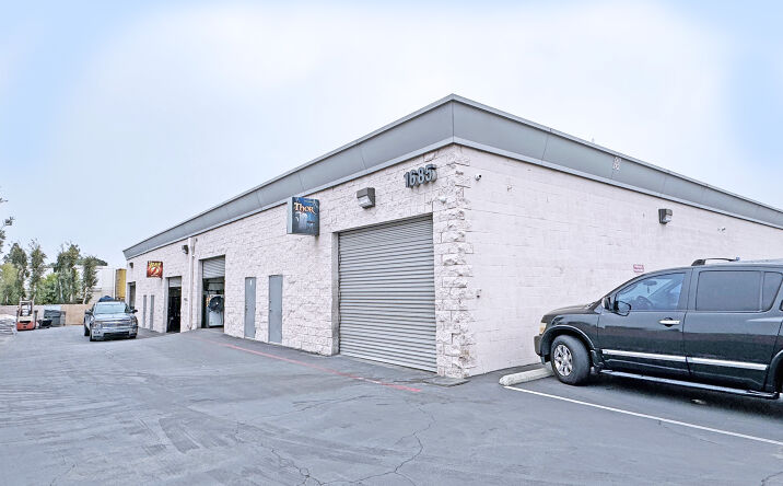Pictures of Industrial property located at 1685 W Arrow Route Unit D, Upland, CA 91786 for sales - image #1