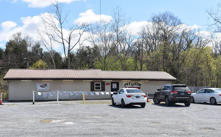 Pictures of Land, Retail property located at 2705 N John B Dennis Hwy, Kingsport, TN 37660 for sales - image #1