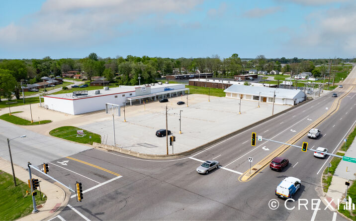 Pictures of Retail property located at 4 Vieux Carre Dr, East St Louis, IL 62203 for sales - image #1