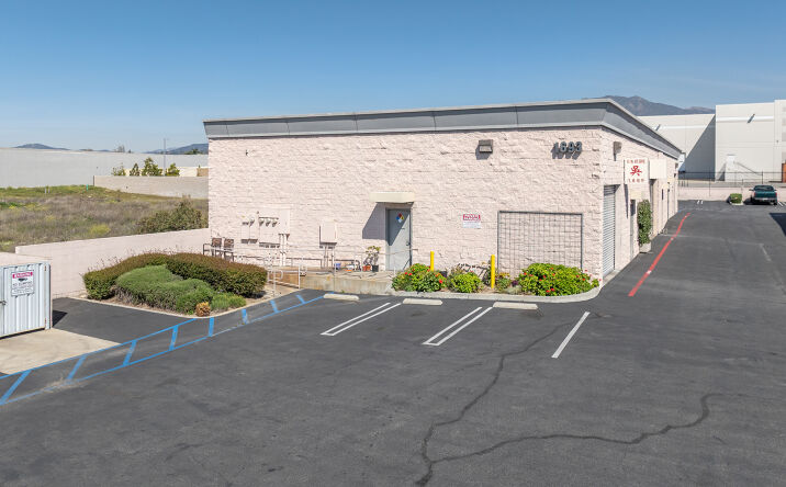 Pictures of Industrial property located at 1693 W Arrow Route, Upland, CA 91786 for sales - image #1