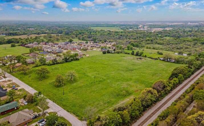 Pictures of Multifamily, Land property located at Eason St, Terrell, TX 75160 for sales - image #1
