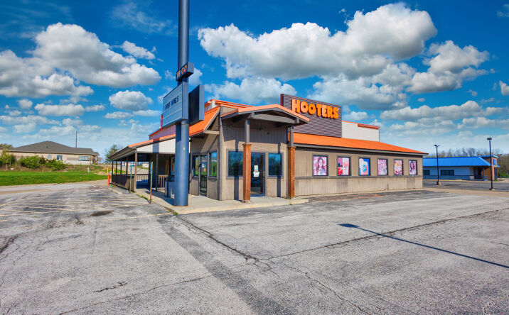 Pictures of Retail property located at 3241 Horizon Dr, Springfield, IL 62703 for sales - image #1