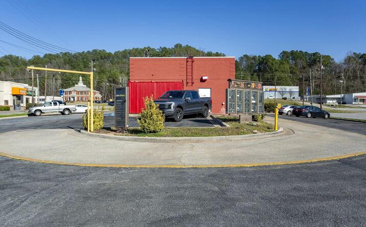 Pictures of Retail property located at 3530 Pelham Pkwy, Pelham, AL 35124 for sales - image #1