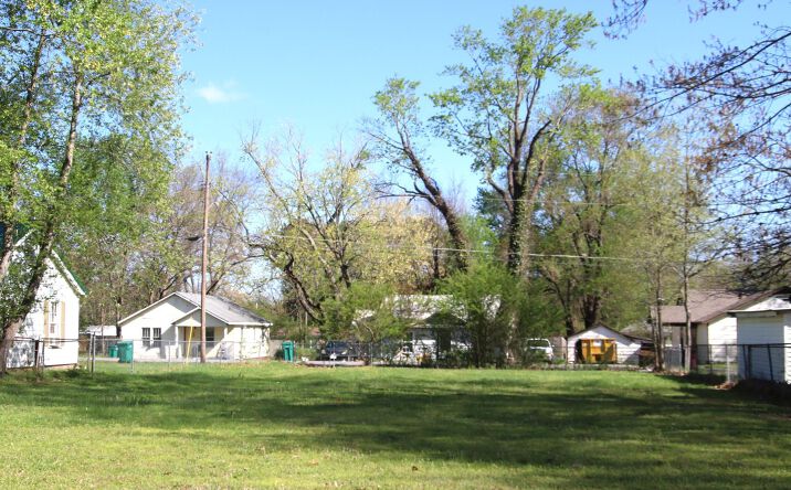 Pictures of Land property located at 2041 Welton Street, Milan, TN 38358 for sales - image #1