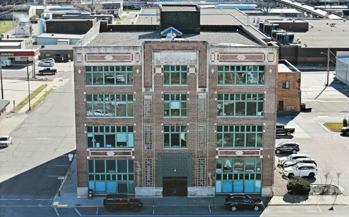 Pictures of Mixed Use, Office property located at 11 E Church St, Marshalltown, IA 50158 for sales - image #1