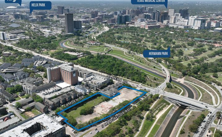 Pictures of Land property located at 2306 S MacGregor Way, Houston, TX 77021 for sales - image #1