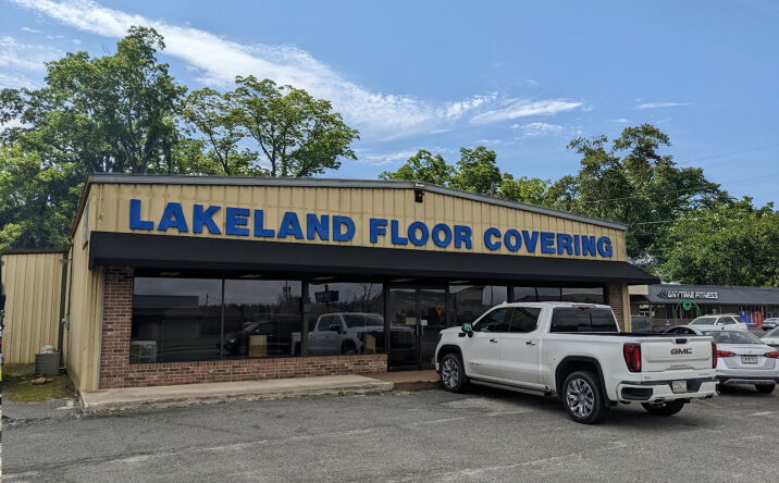 Pictures of Business for Sale property located at 71 S Valdosta Rd, Lakeland, GA 31635 for sales - image #1