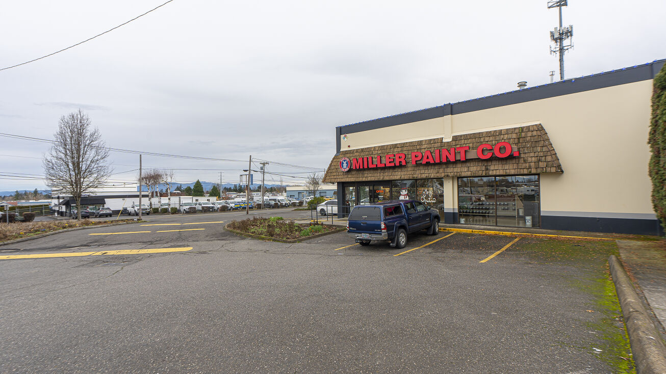 Pictures of Industrial, Mixed Use, Retail property located at 1831 E Powell Blvd, Gresham, OR 97080 for sales - image #1