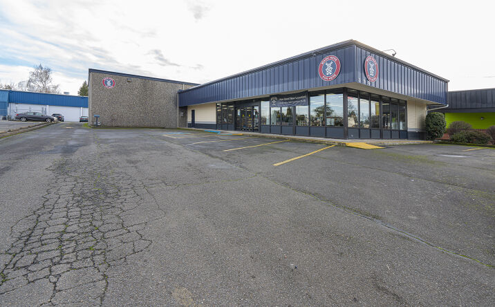 Pictures of Industrial, Mixed Use, Retail property located at 390 Lancaster Dr NE, Salem, OR 97301 for sales - image #1