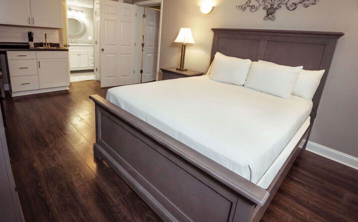 Pictures of Hospitality, Multifamily property located at 450 Historic Hwy 165 Unit# C103, Branson, MO 65616 for sales - image #1