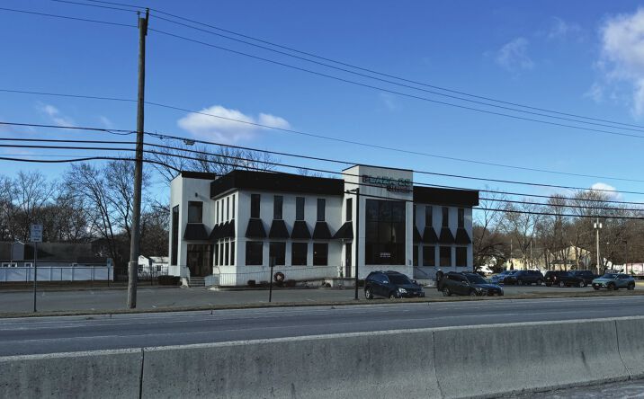 Pictures of Retail property located at 411 Route 23, Pompton Plains, NJ 07444 for sales - image #1