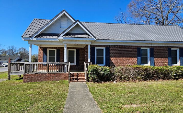 Pictures of Special Purpose, Land property located at 203 8th Street N, Clanton, AL 35045 for sales - image #1