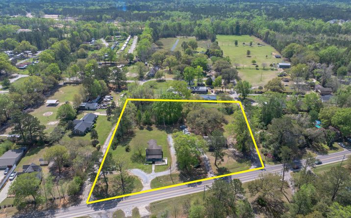 Pictures of Mixed Use, Retail, Office property located at 1707 Central Avenue, Summerville, SC 29483 for sales - image #1
